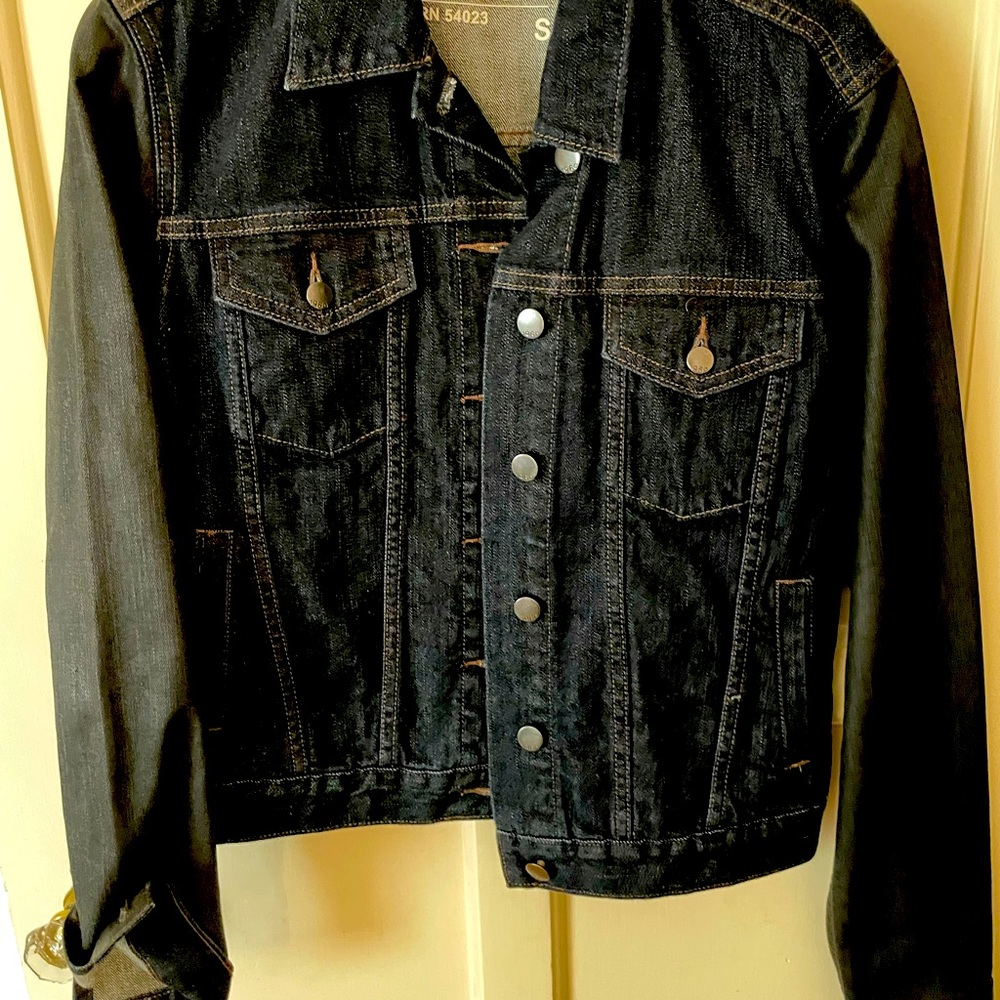 NWOT GAP Classic Denim Jacket with Black Coated Sleeves